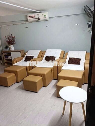 Mb spa sẵn nội thất 100m2 tại Phạm Ngũ Lão. Giá 30tr