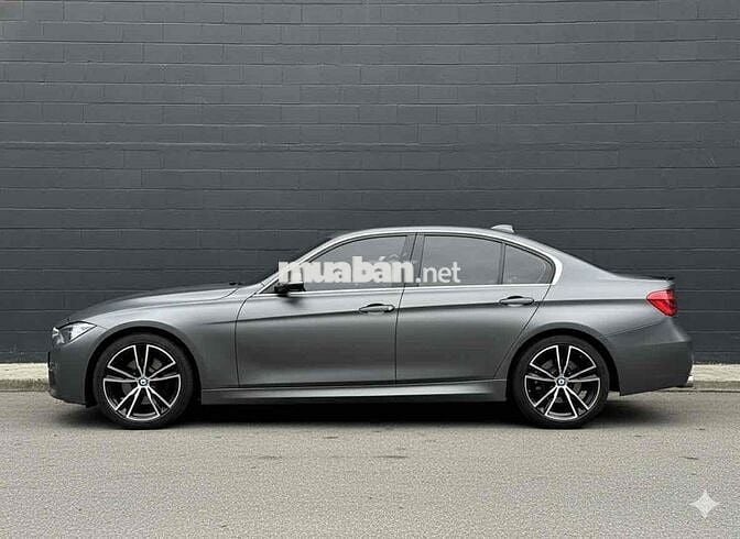 BMW 3 Series 2015 320i - 65000 km