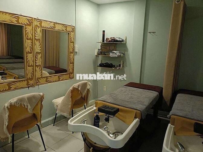 Mb spa sẵn nội thất 100m2 tại Phạm Ngũ Lão. Giá 30tr