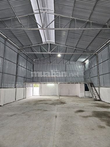 Cho thuê kho xưởng mới xây kiên cố 