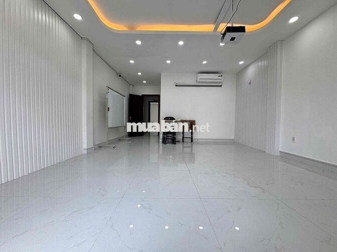 Cho thuê măth bằng văn phòng,spa,áo cưới..ngay vòng xoay Hiệp Thành 3