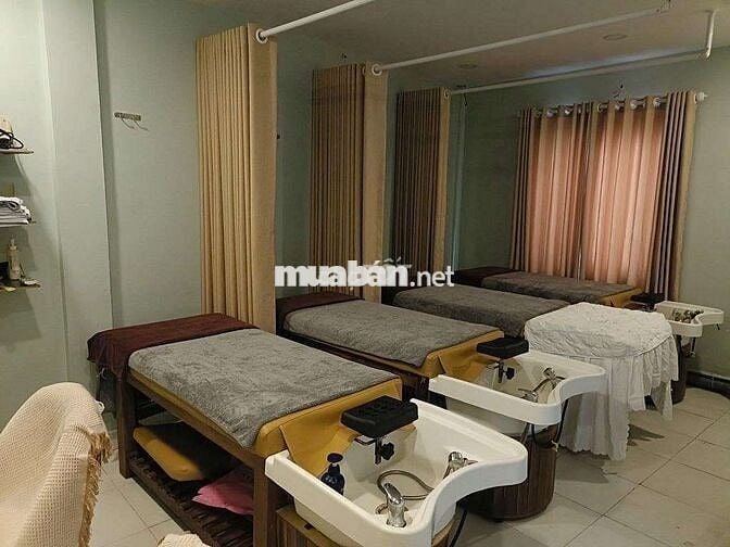 Mb spa sẵn nội thất 100m2 tại Phạm Ngũ Lão. Giá 30tr