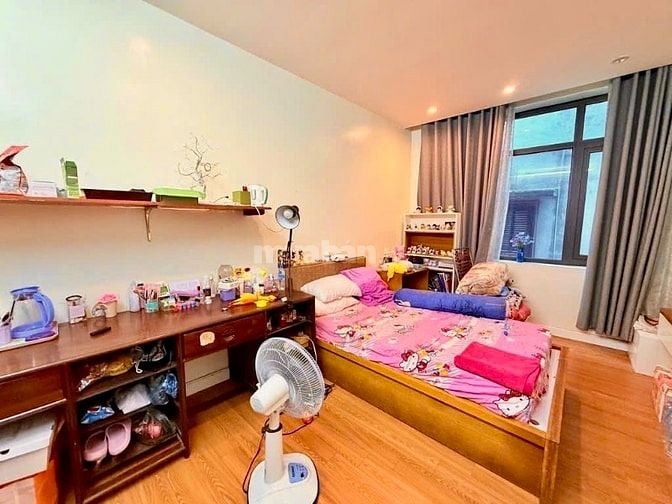 Bán nhà phân lô 52 Quan Nhân 45m2,oto vào nhà,kinh doanh, 17.5tỷ.