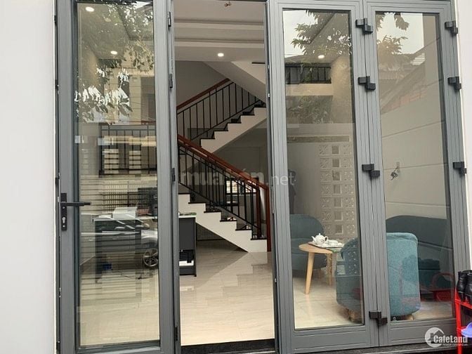 Làm ăn bán gấp nhà Bùi Hữu Nghĩa. Phường 7. Quận 5. Giá 4 tỷ 550