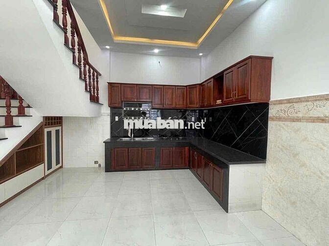 Cho thuê nhà Phú Hoà hẻm đường Lê Hồng Phong