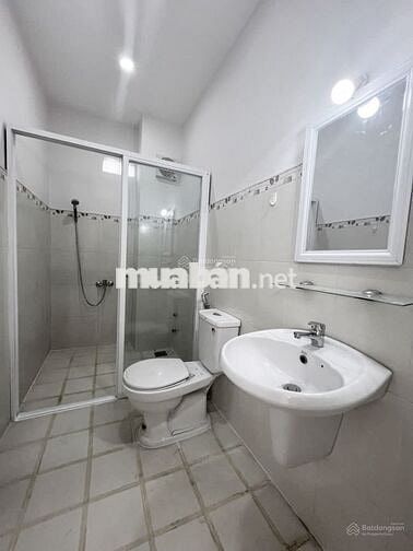 🔥 CHO THUÊ NHÀ MẶT TIỀN ĐƯỜNG 3/2 - 4,5m x 10m. Chỉ 28tr/Tháng