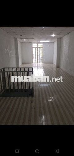 Cho thuê dt-4x20-1lầu dứoi-2p kín trên suốt điện nước sạch hẽm-4m ấp5