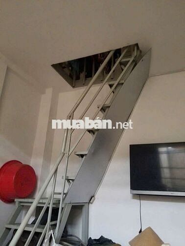 Cho thuê dt-4x20-1lầu dứoi-2p kín trên suốt điện nước sạch hẽm-4m ấp5