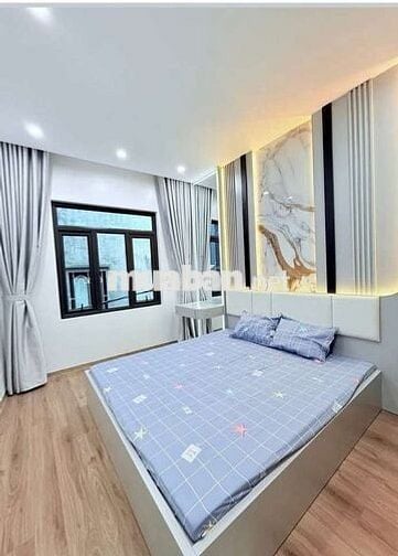 Chính chủ bán gấp nhà Thanh Trì
DT40m, 5T ô tô đỗ cửa KD đỉnh
Giá6.5tỷ