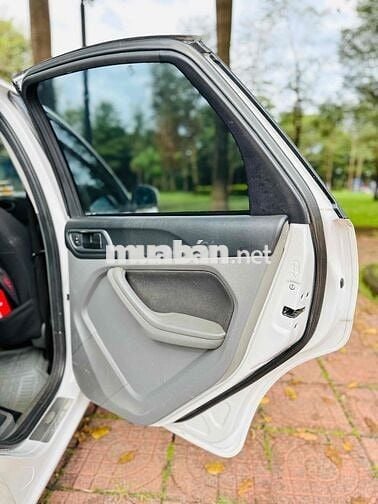 Lên đời em bán Ford Focus 2012 - 150000 km