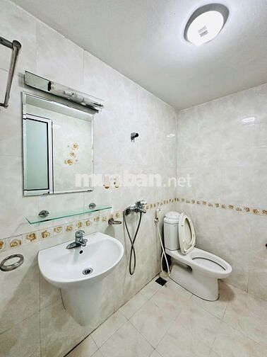 BÁN NHÀ XUÂN THUỶ – LÔ GÓC 3THOÁNG – Ô TÔ ĐỖ CỬA – KINH DOANH SẦM UẤT