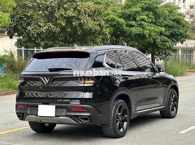 VinFast Lux SA2.0 2021 Plus 2.0 AT - 50000 km