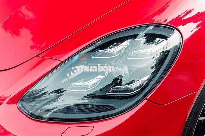 Porsche Panamera Model 2018 . Đỏ - Kem . Full BD