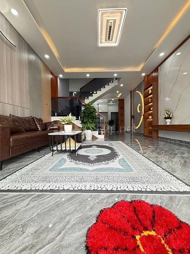 CHỦ GIẢM 200 TRIỆU BÁN GẤP NHÀ 1T/1L MỚI 100% ĐƯỜNG HUỲNH VĂN LUỸ 