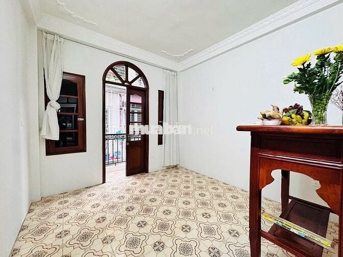 BÁN NHÀ XUÂN THUỶ – LÔ GÓC 3THOÁNG – Ô TÔ ĐỖ CỬA – KINH DOANH SẦM UẤT