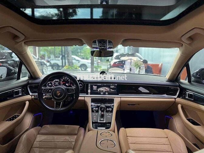 Porsche Panamera 2018 Xanh - Kem - 68000 km