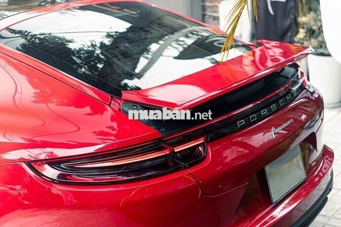 Porsche Panamera Model 2018 . Đỏ - Kem . Full BD