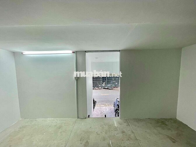 MẶT BẰNG CHO THUÊ_PHÙ HỢP CHO LÀM ĐẸP, BÁN HÀNG_GẦN TRƯỜNG, CHỢ