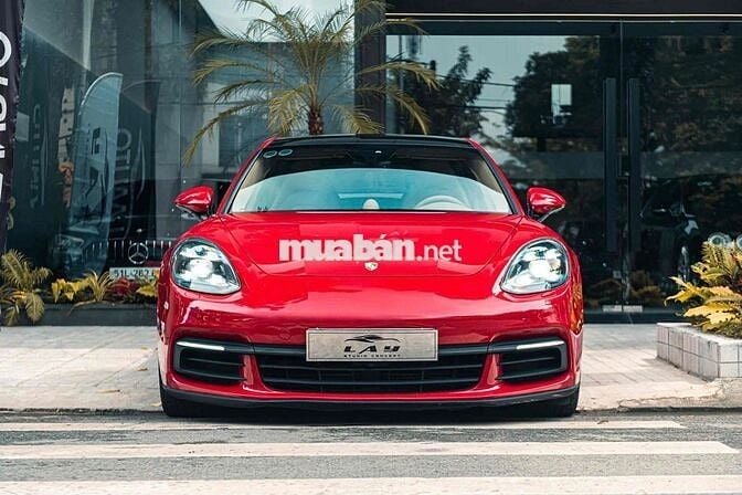 Porsche Panamera Model 2018 . Đỏ - Kem . Full BD