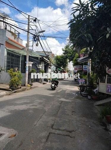 Nhà 4x22 gần chợ và Nhà thờ Lạc Quang, 1/ Trường Chinh