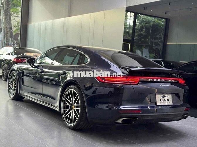 Porsche Panamera 2018 Xanh - Kem - 68000 km