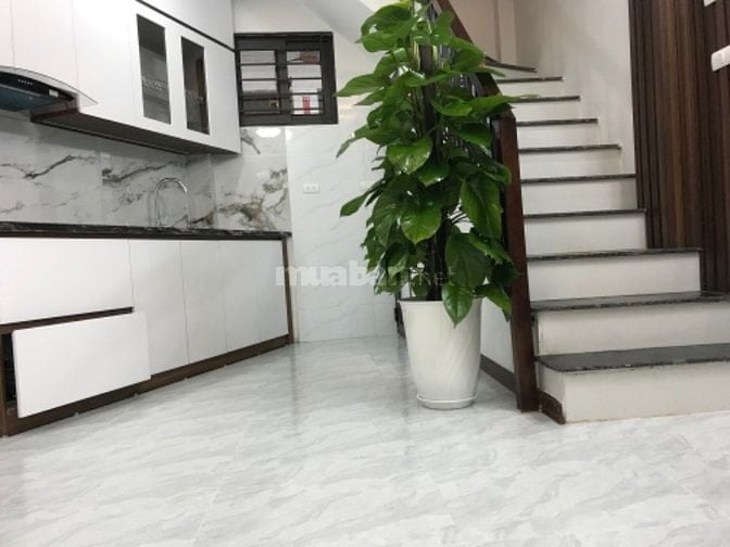 Nhà ngõ Chùa Hưng Ký 26m2 mặt tiền 4.2m 5 tầng 5.25 tỷ.