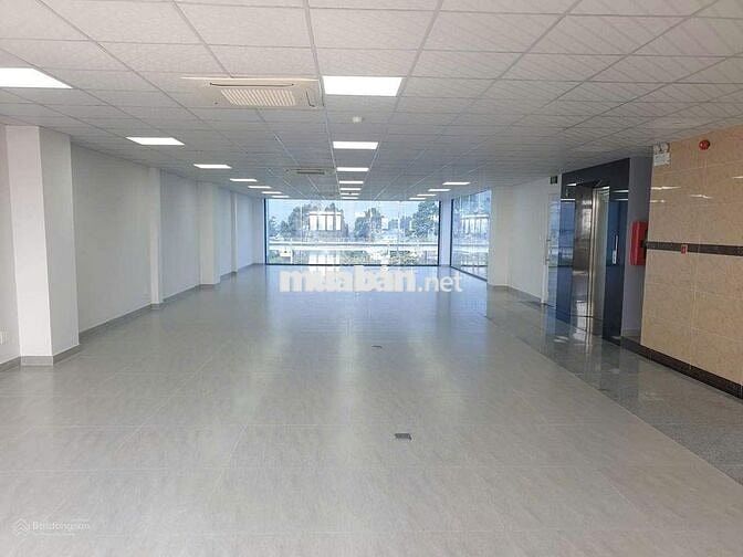 CHO THUÊ NHÀ MẶT TIỀN BA THÁNG HAI QUẬN 10