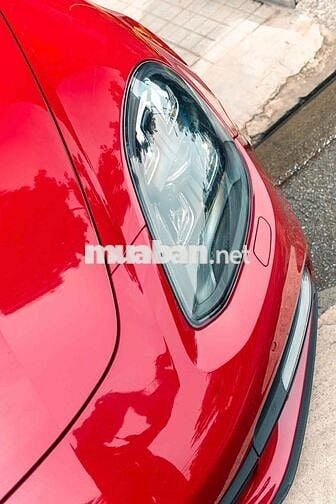 Porsche Panamera Model 2018 . Đỏ - Kem . Full BD