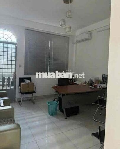 Cho Thuê Nhà Mặt Tiền Đường Bàu Cát Đối Diện Trường Học, Tân Bình