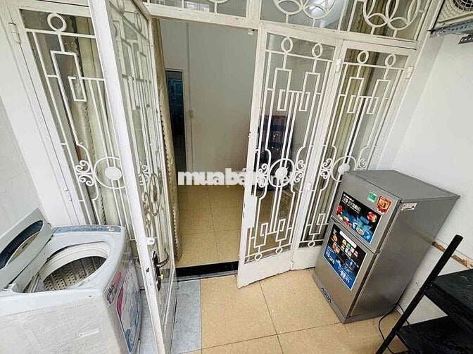 CĂN HỘ 2 PHÒNG NGỦ BAN CÔNG GIÁ RẺ_FULL NỘI THẤT_GẦN