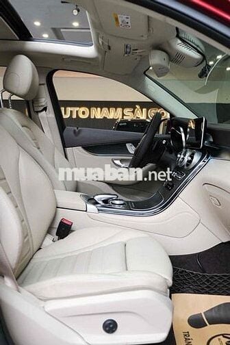 Mercedes GLC 300 4Matic 2019 - 61000 km