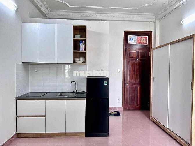 STUDIO BAN CÔNG LỚN NGAY CHỢ HOÀ HƯNG - KHU AN NINH CAO