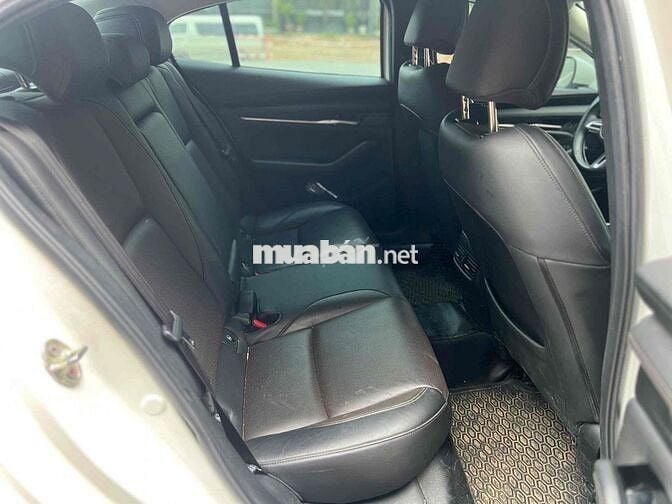 Mazda 3 2024 1.5L Luxury - 26000 km