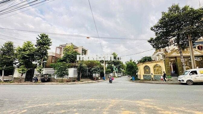 Đất mặt tiền Huỳnh Thị Tươi, Phường Tân Bình, Tp Dĩ An.