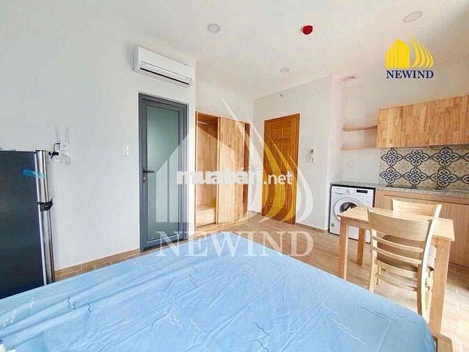 Phòng ban công máy giặt riêng gần Lotte, Rmit, Tdtu cho thuê