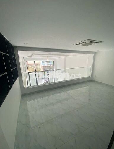 SIÊU PHẨM NHÀ ĐẸP! - 68F Bàu Cát P14 Q.TB - 6x25 620m sàn trệt 4 tầng