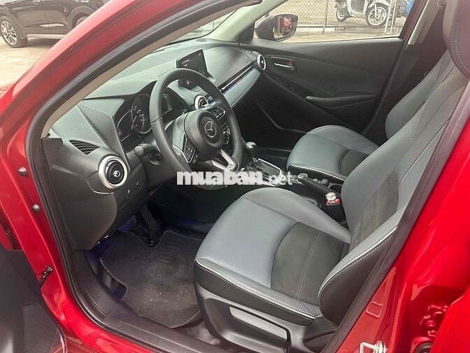 Mazda 2 2021 Sport 1.5 Luxury - 2000 km