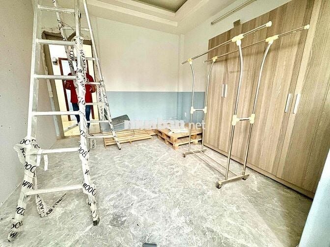 Phòng mới giá rẻ gần Emart PHY