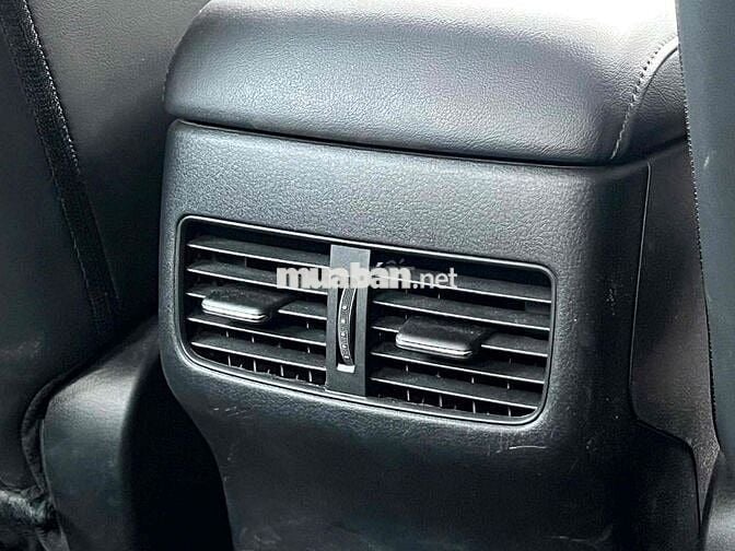 Mazda 3 2024 1.5L Luxury - 26000 km