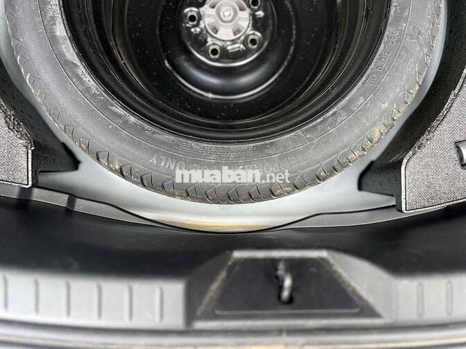 Mazda 3 2024 1.5L Luxury - 26000 km