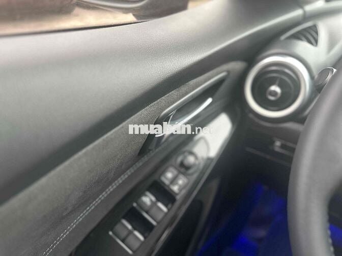 Mazda 2 2021 Sport 1.5 Luxury - 2000 km