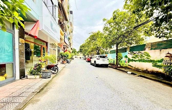 Bán nhà lô góc 45m2 ngõ 192 Lê Trọng Tấn,6T thang máy,20m oto,14.5tỷ.