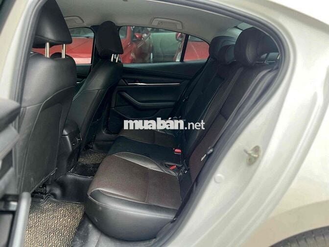 Mazda 3 2024 1.5L Luxury - 26000 km