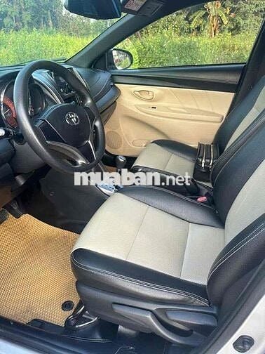 Toyota Yaris 2015 1.3E - 120000 km