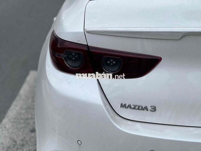 Mazda 3 2024 1.5L Luxury - 26000 km