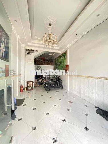 Nhỉnh 10 Tỷ  MT Chợ Rạch Ông, DT 49m2 Ngan 4m, 5PN, Dòng Tiền 22tr/t