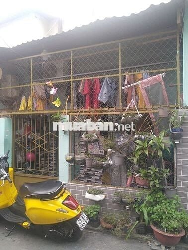 Nhà nguyên căn diện tích 35 m2 gồm 2 pn và 1wc đường TCH18 quận 12