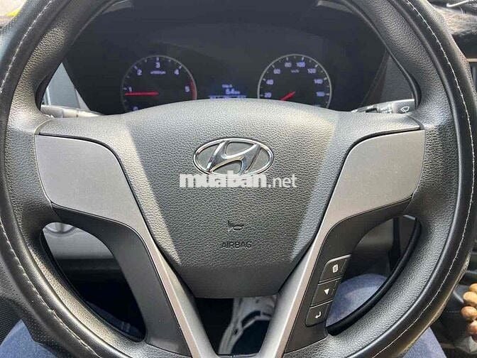Hyundai Solati 2019 2.5L 16chỗ xe đẹp fuloption