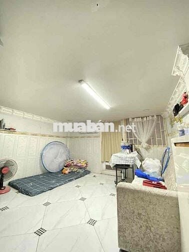 Nhỉnh 10 Tỷ  MT Chợ Rạch Ông, DT 49m2 Ngan 4m, 5PN, Dòng Tiền 22tr/t