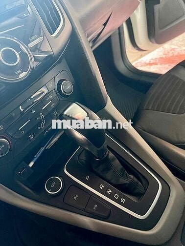 Ford Focus 2016 Sport 1.5L - 90000 km
